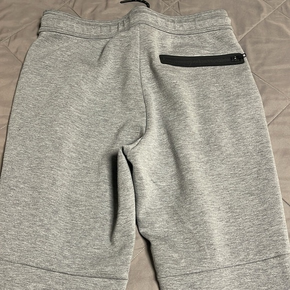 American Eagle Heather Gray Zipper Jogger Size Medium - Picture 10 of 12